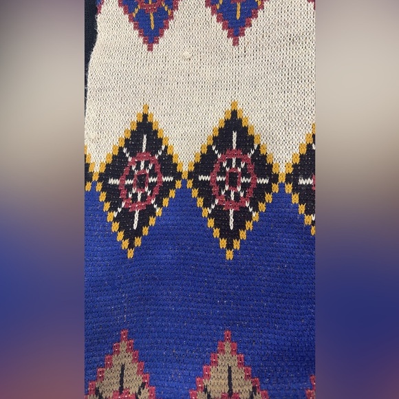 Colorful Knit Scarf - Picture 10 of 11